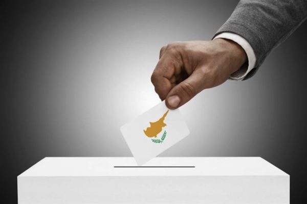 Στην τελική ευθεία των εκλογών η Κύπρος, με τον προεκλογικό Ερντογάν να καραδοκεί