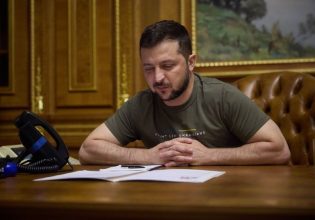 Ουκρανία: Η Ρωσία το μόνο που θέλει είναι να κερδίσει χρόνο, λέει ο Ζελένσκι για την εκεχειρία