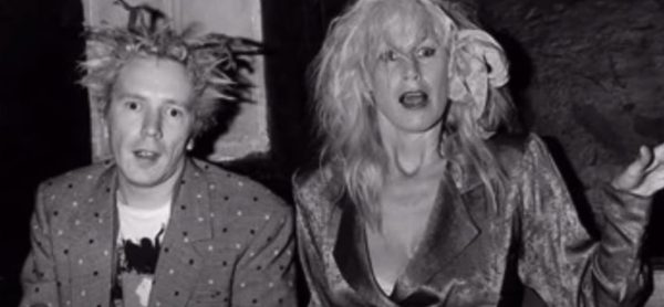 Ο Τζόνι Ρότεν βλέπει την «προσωπικότητα της γυναίκας του στα μάτια της» στη μάχη της για το Αλτσχάιμερ