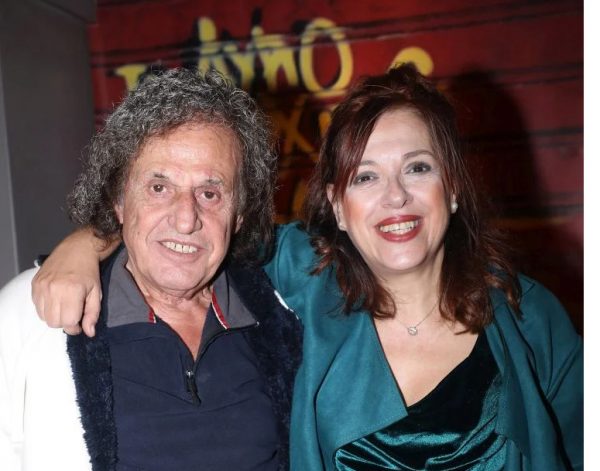 Βασίλης Παπακωνσταντίνου και Ελένη Ράντου στέλνουν τις ευχές τους για το 2023