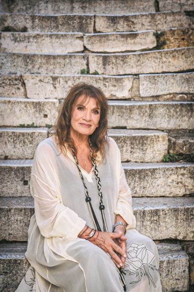 Ελπίδα: «Πλήρωσα την ταμπέλα της ποπ τραγουδίστριας»