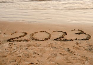 Ζώδια: Yπομονή, συγχώρεση και αγάπη – Τα μαθήματα του 2023 και θα σου αλλάξουν τη ζωή