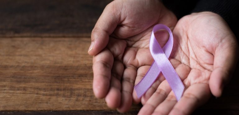 Καρκίνος: Η συγκινητική ιστορία μιας 28χρονης που νίκησε το «τέρας»