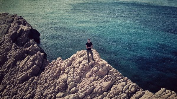 Μανώλης Φάμελλος: Στο μουσικό στέκι «Ορφέας» στην Κυψέλη