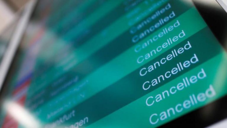 Γερμανία: Ακυρώνονται όλες οι πτήσεις στο αεροδρόμιο του Βερολίνου την Τετάρτη λόγω 24ωρης απεργίας