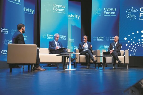 Κυπριακές εκλογές: Αναμέτρηση με ξεκάθαρο φαβορί