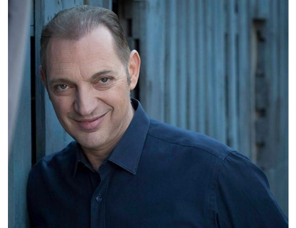 Ο Γεράσιμος Ανδρεάτος τρεις Κυριακές του Γενάρη στο Up Stage του Γυάλινου