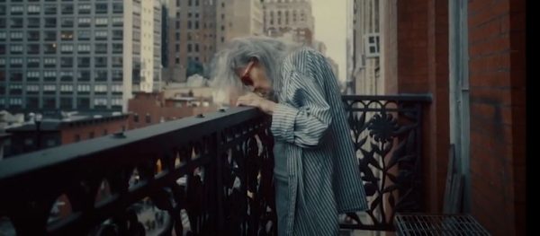 «Κρατιούνται από ένα όνειρο»: Οι τελευταίοι μποέμ στο Chelsea Hotel της Νέας Υόρκης