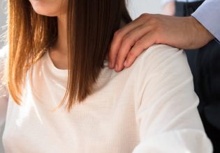 Πάτρα: Καταγγελία για παρενόχληση 17χρονης από καθηγητή με χυδαία σχόλια