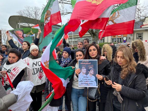 Ιράν: Γαλλία και Βρετανία καταδικάζουν την εκτέλεση των δύο διαδηλωτών