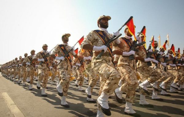The Telegraph: Η Βρετανία θα χαρακτηρίσει τρομοκρατική οργάνωση τους Φρουρούς της Επανάστασης