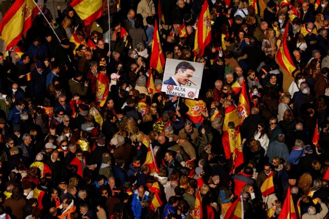 Ισπανία: Η Δεξιά κινητοποίησε δεκάδες χιλιάδες διαδηλωτές στη Μαδρίτη