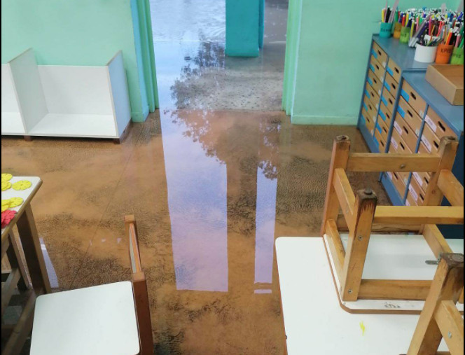 Κακοκαιρία: Πλημμύρισε το 3ο νηπιαγωγείο της Καλλιθέας