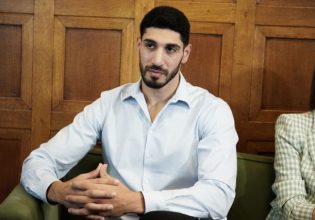 Ενές Καντέρ: Η Τουρκία τον επικήρυξε για 500.000 δολάρια