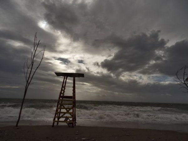 Καιρός: Αλλάζει το σκηνικό με βροχές, καταιγίδες και χιόνια
