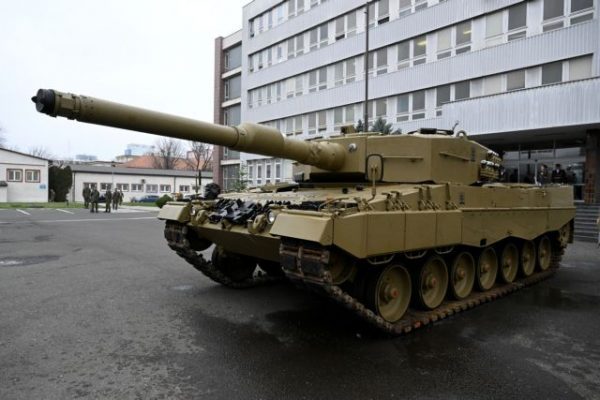 Κρεμλίνο: Τα τεθωρακισμένα οχήματα της Δύσης για την Ουκρανία θα «εντείνουν τα δεινά»