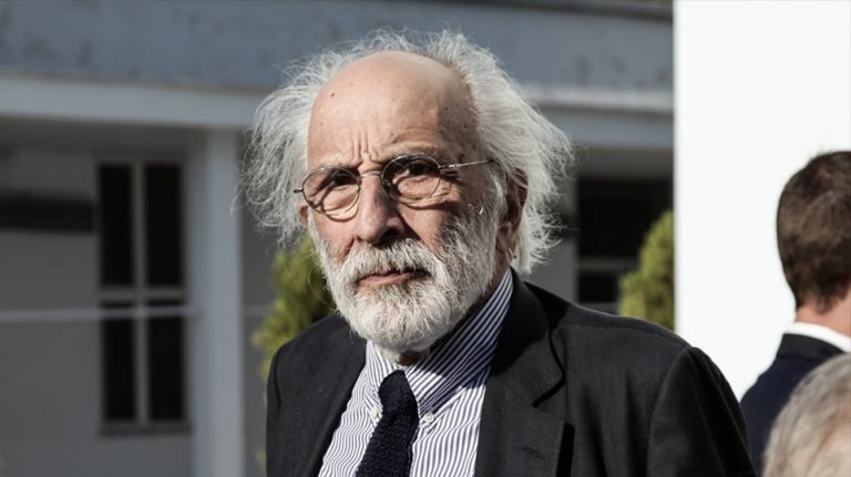 Αλέξανδρος Λυκουρέζος για τέως βασιλιά Κωνσταντίνο: Έκπτωτος δεν σημαίνει ότι διαγράφεται η ιστορία