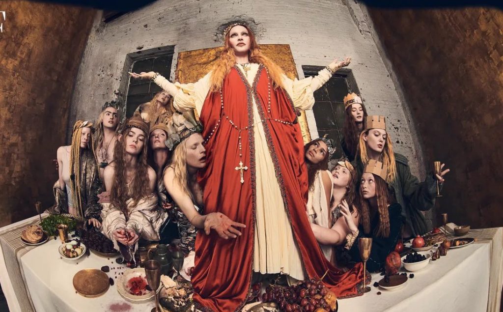 Μαντόνα: Ποζάρει ως «Ιησούς» στο Μυστικό Δείπνο και προκαλεί για ακόμα μία φορά