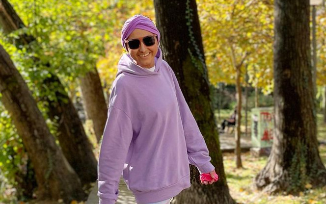 Ρεγγίνα Μακέδου: Συγκλονιστική ανάρτηση για τη μάχη με τη λευχαιμία - Φωτογραφίες σοκ από τις χημειοθεραπείες