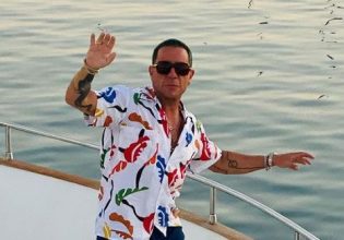 Ο Γιώργος Μαζωνάκης… πνίγεται και προκαλεί πανικό