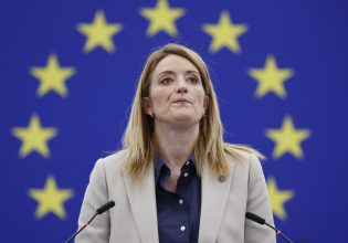 «Η κυρία του κρασιού»: Τα χρυσά δώρα στη Μέτσολα και το «βακχικό» συμπόσιο στη Βουργουνδία