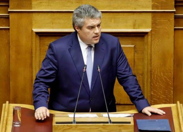 Μίλτος Χρυσομάλλης: Θα πάω στην κηδεία του «τέως βασιλιά» Κωνσταντίνου