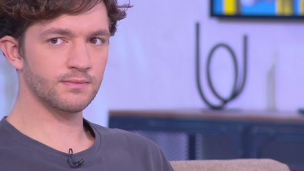 Μιχαήλ Ταμπακάκης: Έβλεπα το «Μαύρο Ρόδο» και έλεγα ότι η συμπεριφορά του Πέτρου ήταν κάπως εμμονική