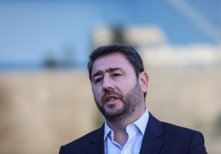 Ανδραβίδα – Ανδρουλάκης: Είμαστε όλοι συγκλονισμένοι από την απώλεια του υποσμηναγού