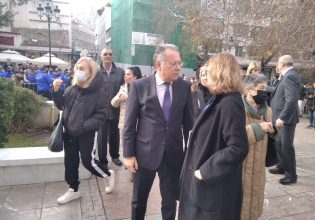 Κηδεία τέως βασιλιά Κωνσταντίνου: Ποιοι βουλευτές και πολιτικοί έσπευσαν να προσκυνήσουν τη σορό του