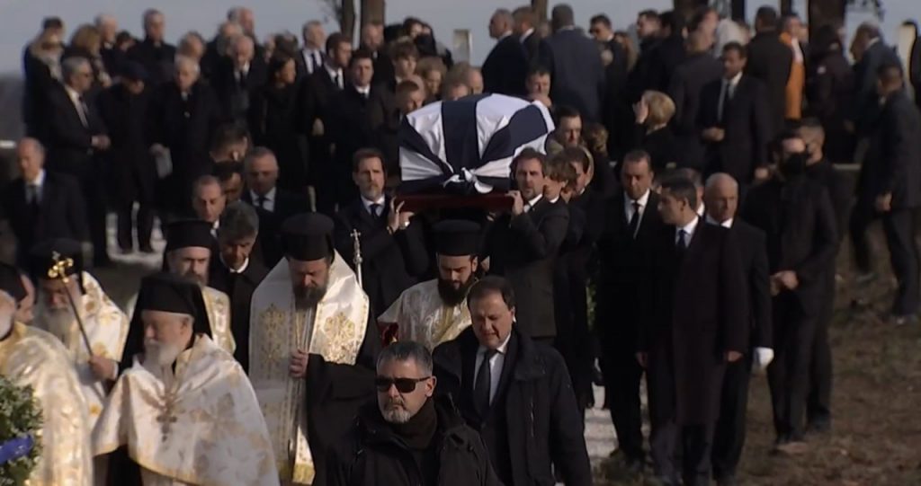 Κηδεία τέως βασιλιά Κωνσταντίνου: Το in στο Τατόι – Οδηγήθηκε στην τελευταία του κατοικία