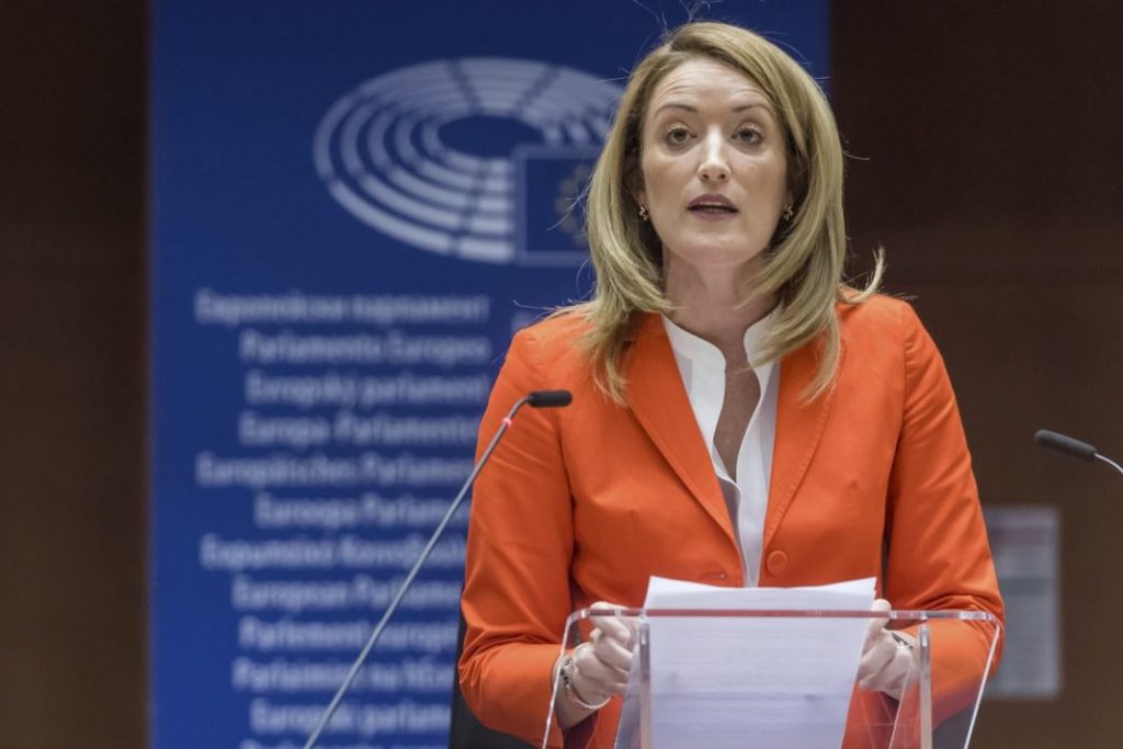 Ευρωπαϊκό Κοινοβούλιο: «Δεν έχει γίνει καμία παραβίαση κανόνων – Δεν υπάρχουν δώρα στη κατοχή της Μέτσολα»
