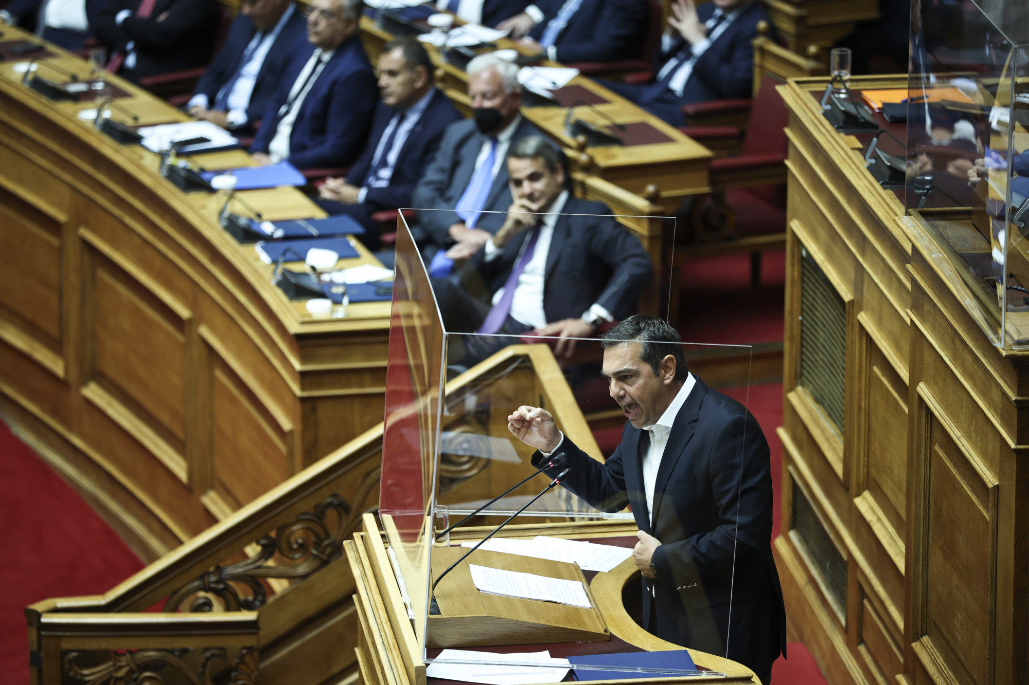 Υποκλοπές: «Φωτιά» στο πολιτικό σκηνικό - Ένα βήμα πριν την πρόταση μομφής ο Αλέξης Τσίπρας