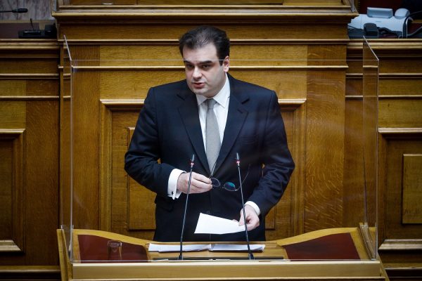 Πιερρακάκης: Η λάσπη μπορεί να γυρίσει σε αυτούς που την εκτοξεύουν