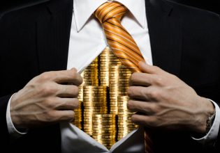 Έλληνας τραπεζίτης στους πιο ακριβοπληρωμένους της Ευρώπης