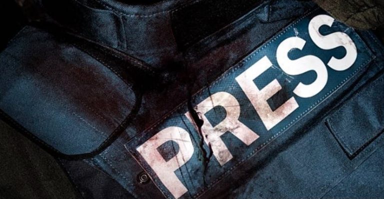 Εκτός από αλήτες και ρουφιάνοι υπάρχουν και δημοσιογράφοι νεκροί γιατί έκαναν τη δουλειά τους