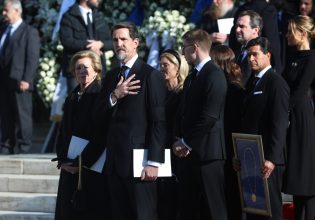 Παύλος Γλύξμπουργκ: Έφυγε για τη Νέα Υόρκη με 18 βαλίτσες