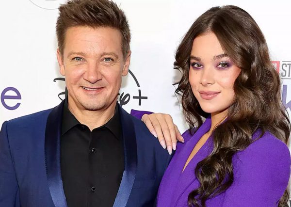 Τζέρεμι Ρένερ: Σοκαρισμένη η Χέιλι Στάινφελντ – «Σε παρακαλώ γίνε καλά»