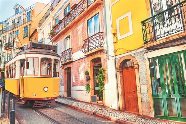 Αντιδράσεις για τη χρυσή βίζα που αυξάνει τις τιμές ακινήτων