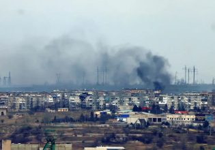 Ζελένσκι: Η μάχη για τη Σολεντάρ και άλλες πόλεις στα ανατολικά συνεχίζεται