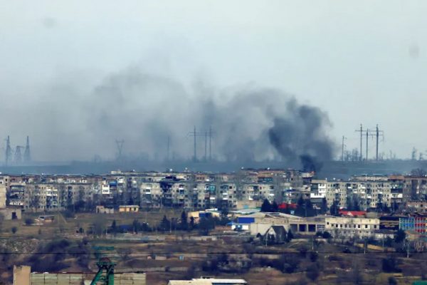 Ζελένσκι: Η μάχη για τη Σολεντάρ και άλλες πόλεις στα ανατολικά συνεχίζεται