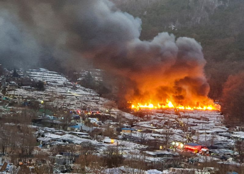 Νότια Κορέα: Πυρκαγιά στην τελευταία παραγκούπολη της Σεούλ – Απομακρύνθηκαν περίπου 500 άτομα