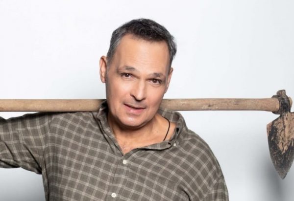 Σταμάτης Γαρδέλης: Δεν μπορούσα να περάσω να φτάσω στο σπίτι από τις ποδιές