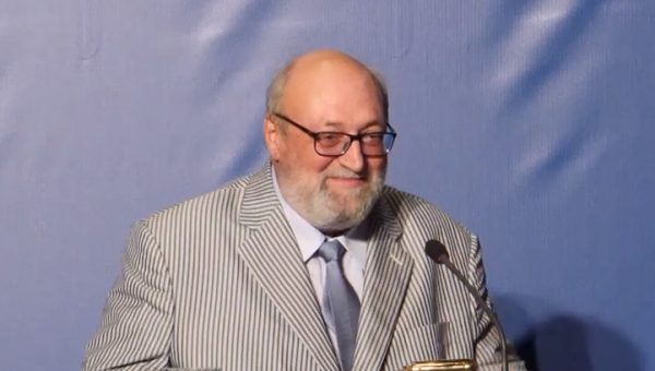 Menarini Hellas: Αποχώρησε από πρόεδρος ο Γ. Συκιανάκης μετά από 34 χρόνια