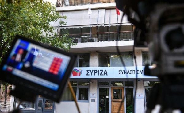 ΣΥΡΙΖΑ: Δυο γραμμές για το ΠΑΣΟΚ στην Κουμουνδούρου
