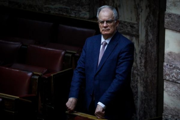 Επιστημονικό συμβούλιο για το αίτημα Ράμμου: Κανείς δεν εμφανίζεται αυτόκλητος στη Βουλή