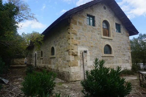 Τέως βασιλιάς Κωνσταντίνος: Πυρετός εργασιών στο Τατόι – Την Κυριακή θα είναι όλα έτοιμα