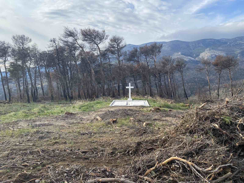 Μενδώνη: Σε αξιοπρεπή κατάσταση το Τατόι - Το κοιμητήριο ανήκει στο ελληνικό κράτος