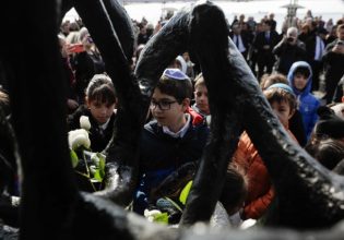 «Ποτέ ξανά» – Εκδήλωση μνήμης στο Μνημείο του Ολοκαυτώματος των Εβραίων της Θεσσαλονίκης