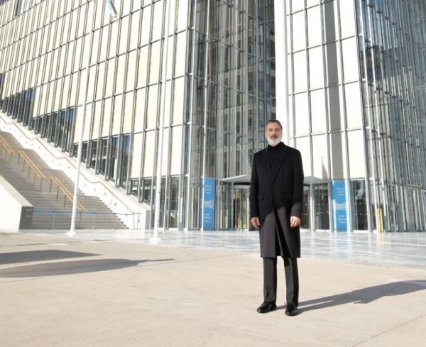 Ανανεώνεται η θητεία του Καλλιτεχνικού Διευθυντή της Εθνικής Λυρικής Σκηνής Γιώργου Κουμεντάκη