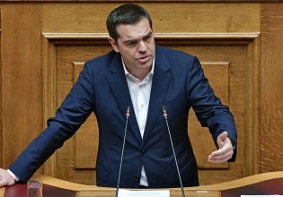 Τσίπρας: Η κυβέρνηση δεν μπορεί να παραμείνει στην εξουσία ούτε για μία στιγμή ακόμα